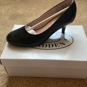 Steve Madden girls dress pumps